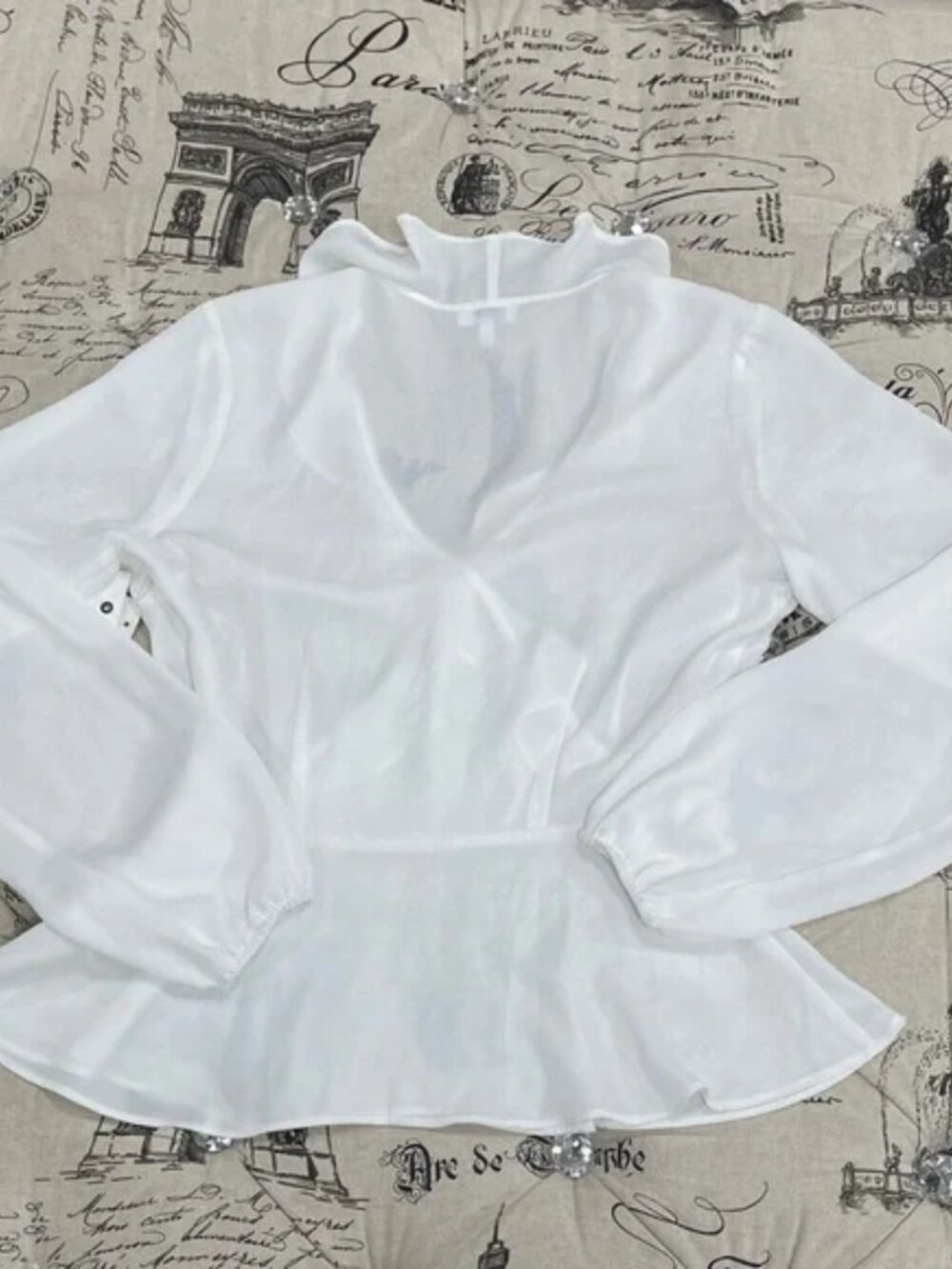 Q+A Ivory Ruffle V-Neck Blouse - Picture 14 of 15